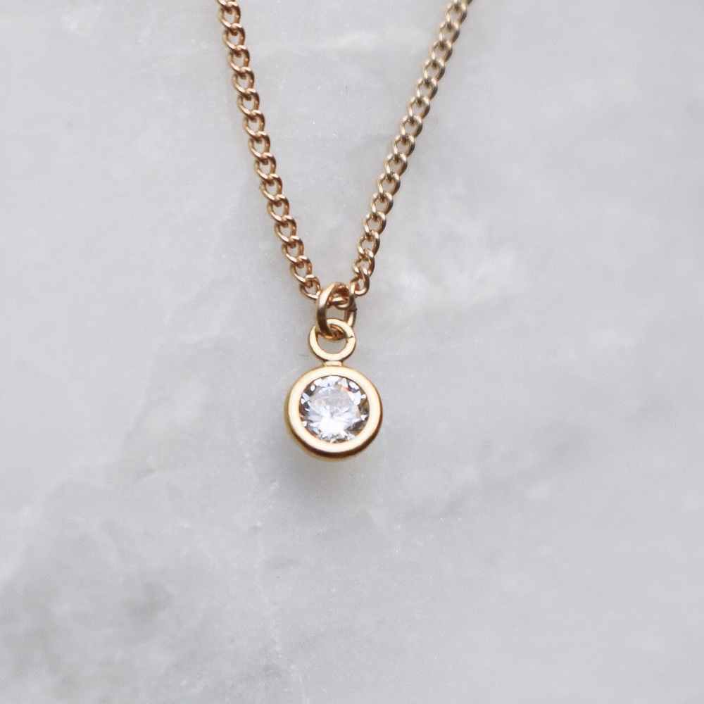 Tiny diamond necklace